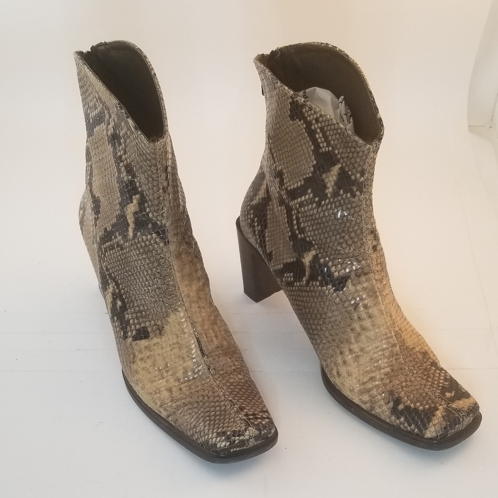 Harris Prestige Genuine Snake Skin